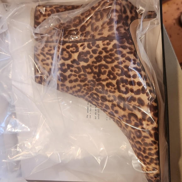 JCREW leopard  kitten heel boot sz 8 - Picture 11 of 11